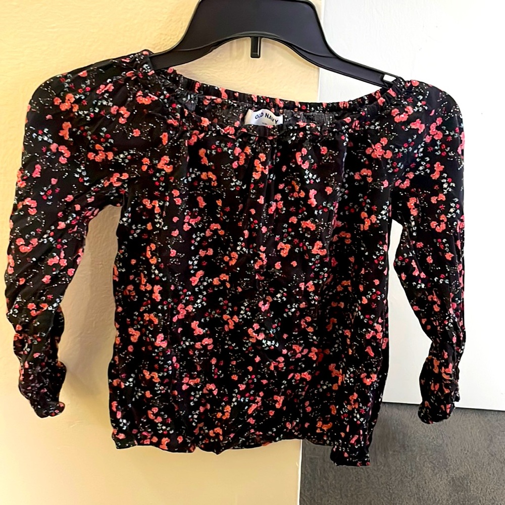 Girl’s Flower Top